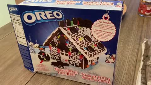 How to OREO Gingerbread House 2022