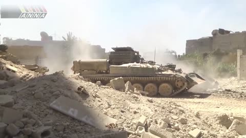 Tragic Moment: SAA T-72 Driver Falls to Rebel RPG during Offensive on Jobar-Zamalka, Damascus, | RCF