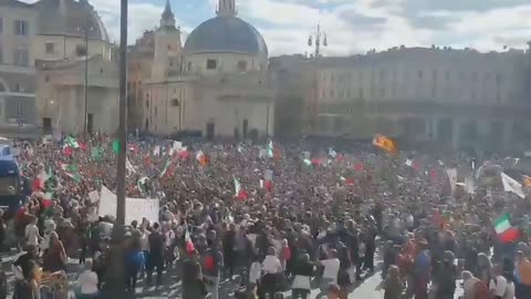 Italiener demonstrieren und revoltieren gegen Draghi