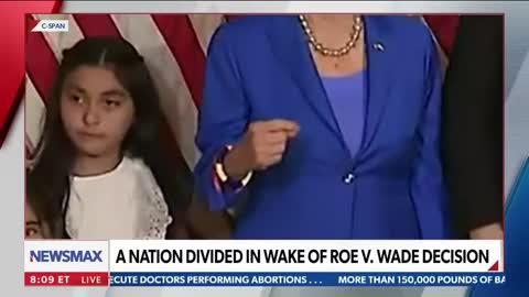 Pelosi shoves Mayra Flores's little girl after historic GOP win