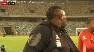 Benni McCarthy loses it, again