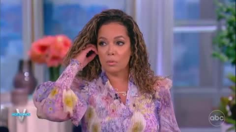 The View Host Says A Black Republican Is An Oxymoron also she doesn't understand Latino Republicans