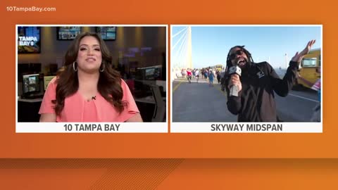 Skyway 10K 2022: Jabari Thomas says hello from the top of the Sunshine Skyway Bridge