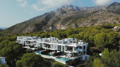 Modern Semi Detached House with stunning Sea Views in Marbella