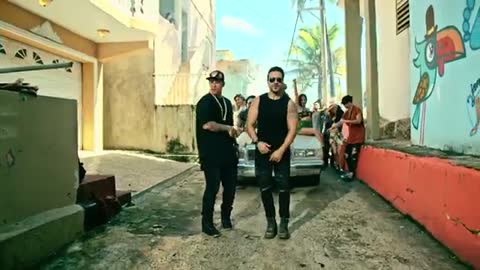 Luis Fonsi Daddy Yankee - Despacito With Lyrics