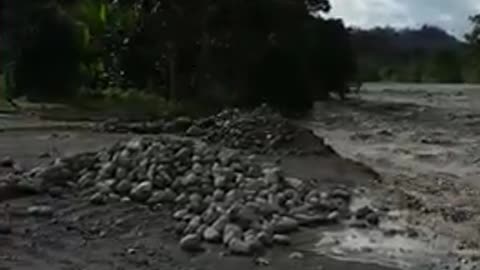 Creciente del Rio Upano, Amazonia (Ecuador)