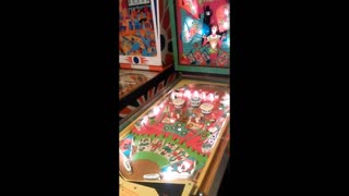 1970 Bally 4 Queens Pinball Machine! Game On! Video 14