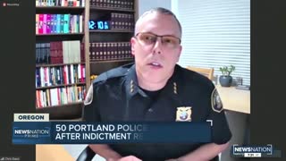 Entire Portland Police Crowd-Control Unit Resigns After One of Them is Indicted Over BLM Battle