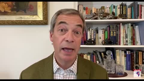 Nigel Farage Reacts To Wall Street Vs The People On Economic Populism