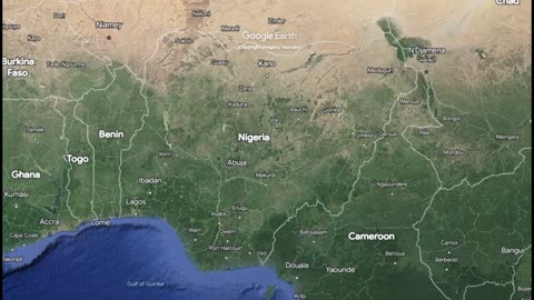 "Mega Zoom 🇳🇬: Discovering Nigeria's Majesty in 923,768km! #NigeriaAdventure"