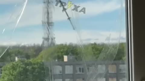 The moment of the fall of the TV tower in Kharkov, excellent accuracy. 2