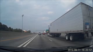 Semi-Truck Avoids Accident with Quick Reaction