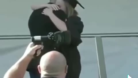Soldier comes home to see sister graduate