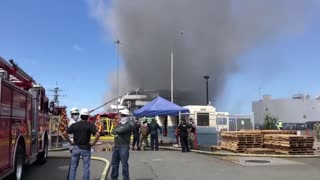 21 are injured by fire on US warship in San Diego