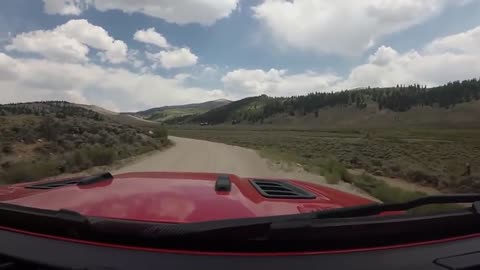 Jeep Drive over Weston Pass - Highway 24 to The Summit