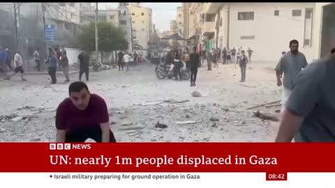 Israel strikes: Gaza 'pushed into abyss', says UN - BBC News