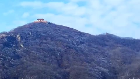 This mountain looks a bit bleak in Fall