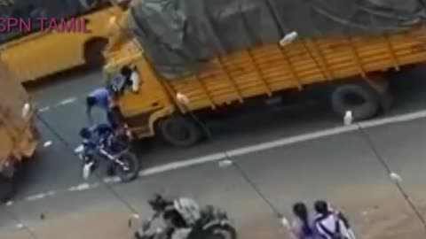 CCTV live accident footage from India: multiple vehicle pileup with lucky escape for bike-riders