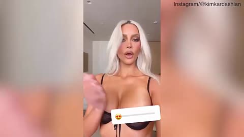 Kim Kardashian swears as she suffers wardrobe malfunction