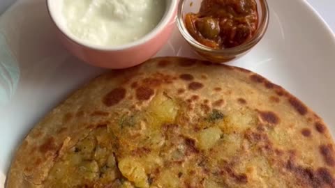 Indian Aloo Paratha Recipe!! 😋