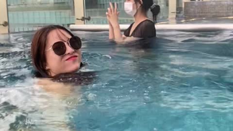 girlfriend swimming