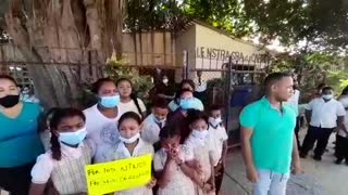 Protesta en colegio
