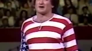 Robin Williams As The American Flag Is True Comedy Genius