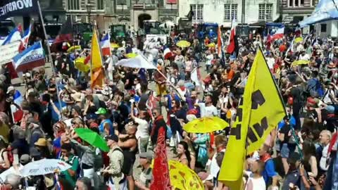 HOOOONK! Dutch Farmers and Truckers Overtake Amsterdam In Defiance of Globalism and Agenda 2030