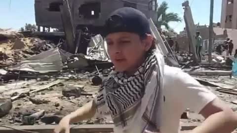 Viral video young rapper from Gaza