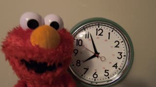 Woody, Elmo and Friends - Tell The Time with Clocks