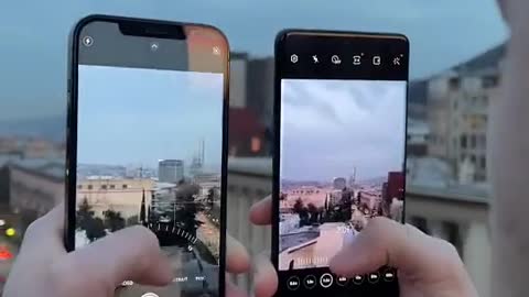 Iphone 12 pro vs samsung zooming competition