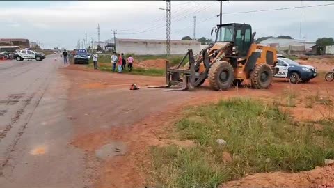 Acidente com pá carregadeira