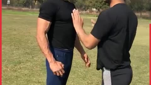 Commandos Share Brutal Self-Defence Techniques