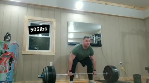 Absolute Dad Bod finally joins the 500 club and Deadlifts 505 lbs