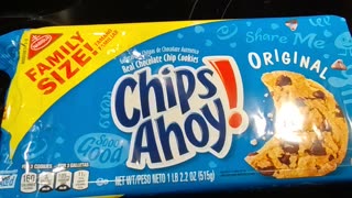 Eating Nabisco Family Size Chips Ahoy! Real Chocolate Chip Cookies, Dbn, MI, 10/6/23