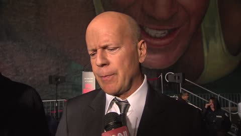 Bruce Willis suffering from dementia, family says