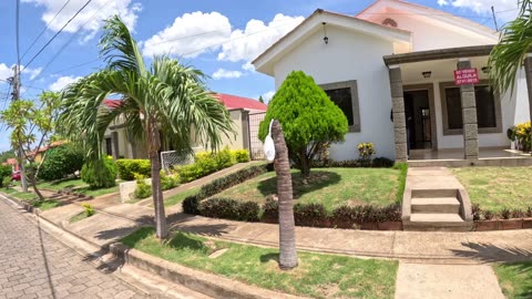 Fatima Residencia House Tour | Large 3 Bedroom Home in Leon Nicaragua $550 Rent | Available to Buy