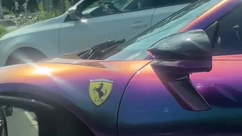 Fans caught Andrew Tate in traffic with his Ferrari car
