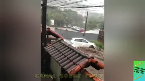 Temporal com Deslizamentos em Petrópolis - RJ