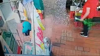 Robo de adulta mayor en plaza de mercado de Bucaramanga