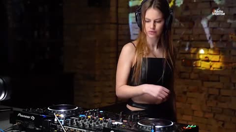 Xenia - Live @ Radio Intense 16.3.2021 / Techno DJ mix 4K