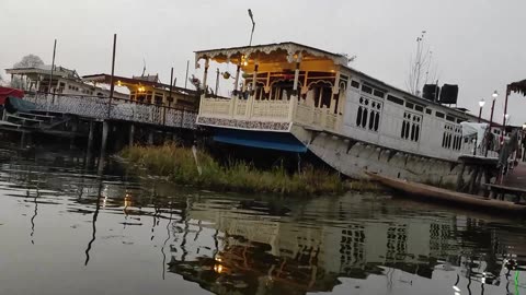 DAL LAKE