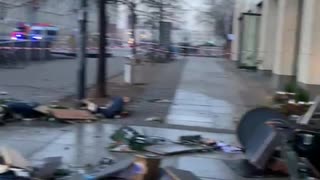 Damage after the collapse of the waterdom in a Berlin hotel