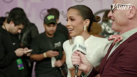 Anitta Sings Mariah Carey’s “Always Be My Baby” at the American Music Awards