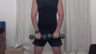 Home workout: Shoulders and legs