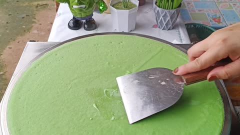 The Hulk's Unexpected Crêpe Obsession: What's Behind It?