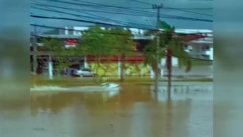 People are panicking! Devastating floods hit Brazil