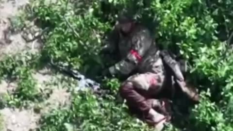 ❗️ (18+) A severely wounded Russian Armed Forces soldier shoots himself