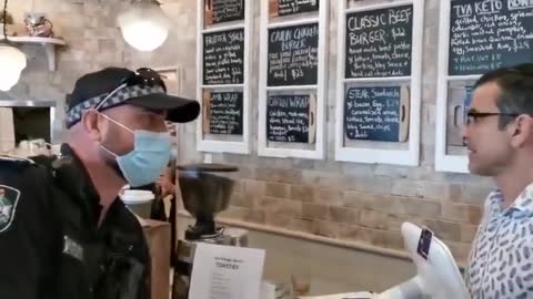 Australia Police Kicked Out Of Business Establishment Respectfully After Trying To Enforce Mandates