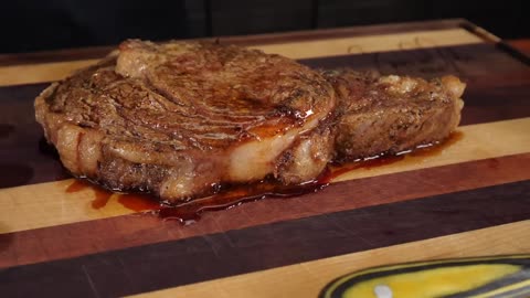 The BEST Ribeye Steak Recipe (And Tips For Making It)